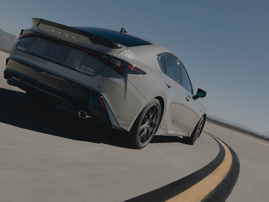 Lexus IS